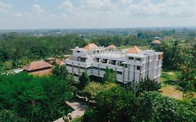 Prakerti Bhuana Hotel